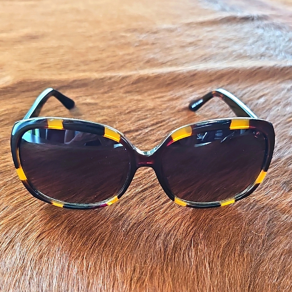 Stylish Tortoise Sunglasses